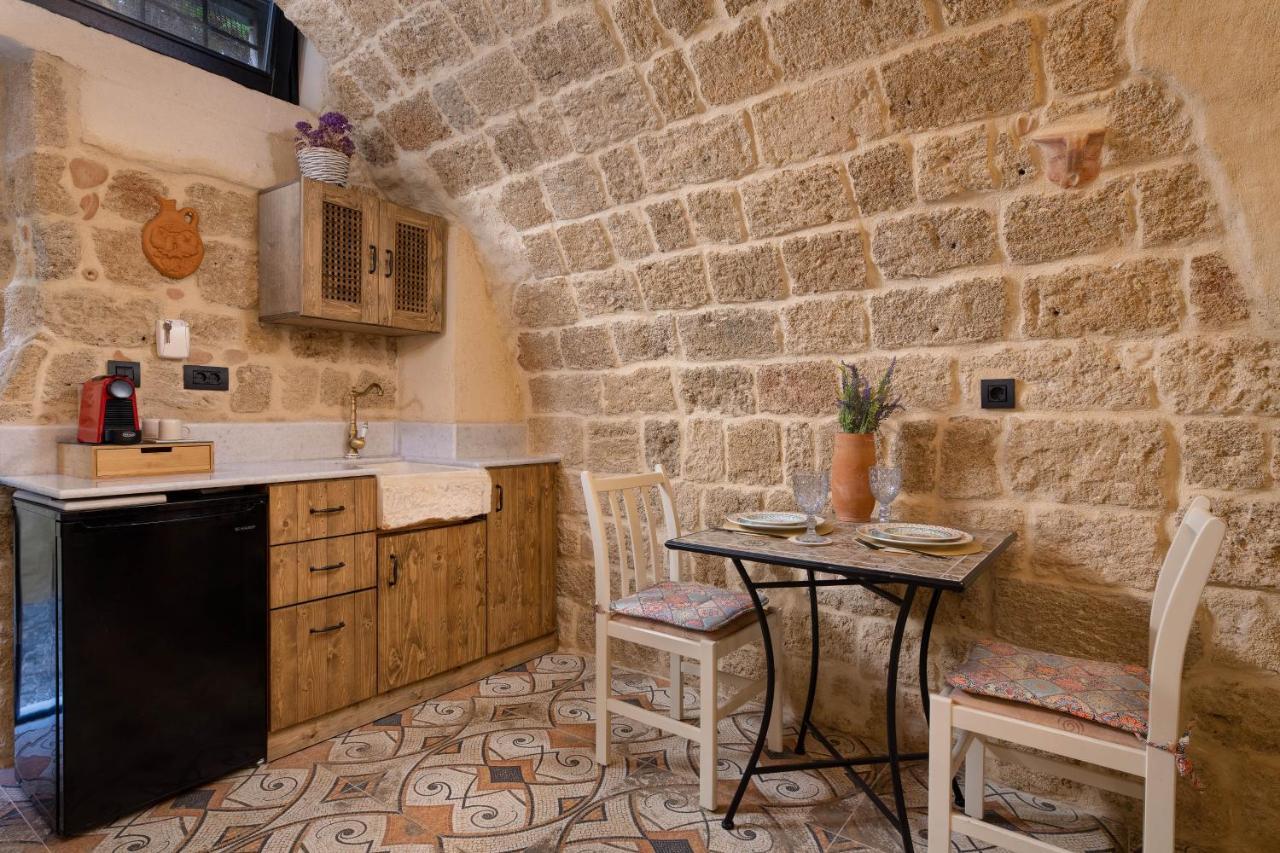 Stone Cave Suite Rhodes City Exteriör bild